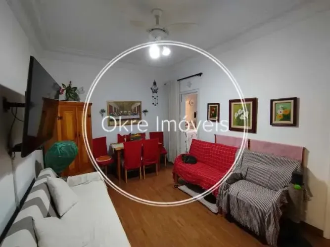 Quarto e sala grande na Tijuca!