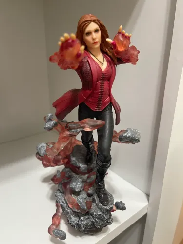 Feiticeira escarlate iron studios vingadores 1/10