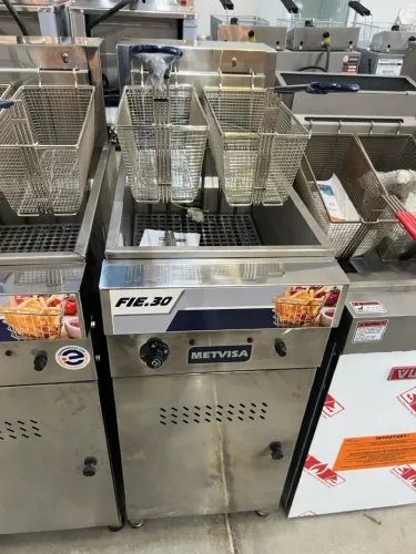 Fritadeira Industrial água e óleo elétrica - pronta entrega 