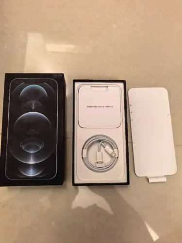 Caixa iPhone 12 Pro Max