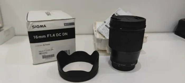 Lente Sigma 16mm F1.4 Gran Angular Dn Dc Para Sony E Alpha Nex