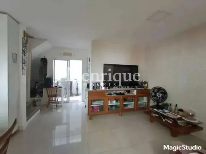 Casa de Vila com 2 Suítes à venda, 90m² - Catete