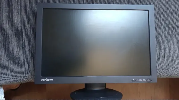 Monitor 19 polegadas com Som/Áudio embutido.