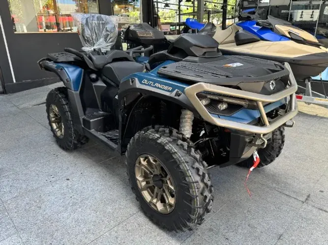 Can-Am Quadriciclo Outlander Max Limited 1000R - 2025
