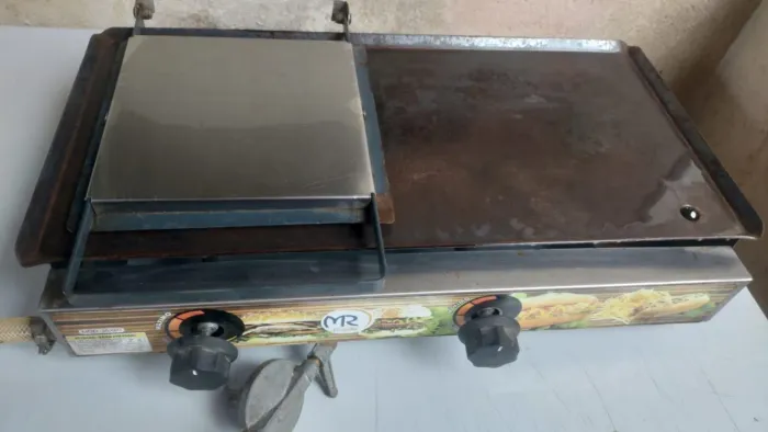 Chapa para lanches - 2 em 1