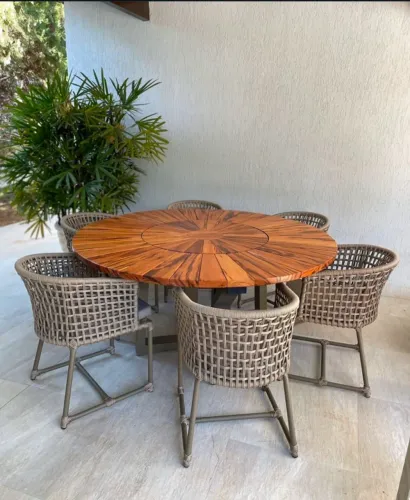 CONJUNTO MESA 6 CADEIRAS PARA ÁREA EXTERNA - PRATO GIRATÓRIO