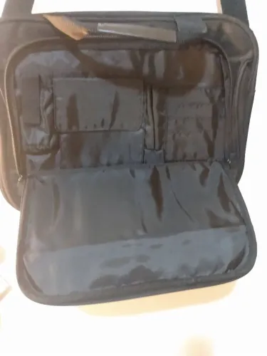 Bolsa de Ombro Preta