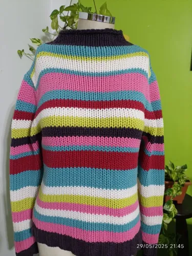 Suéter Colorido em Tricot - importado - C&A.