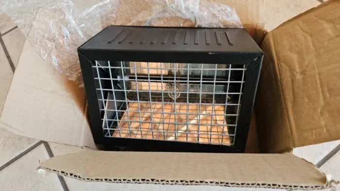 Strobo 100W - Equipamento de iluminação para festas