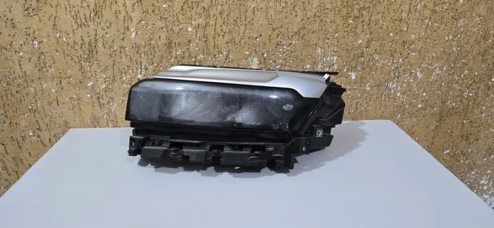 Farol esquerdo Jeep Commander ano 2022/2023/2024/2025