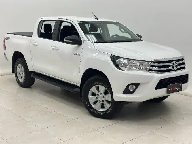 Toyota Hilux CD SR 4X4 2.8 TDI Diesel Aut. 2017