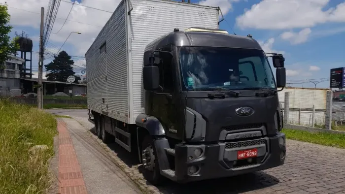 Ford Cargo 2429, bau