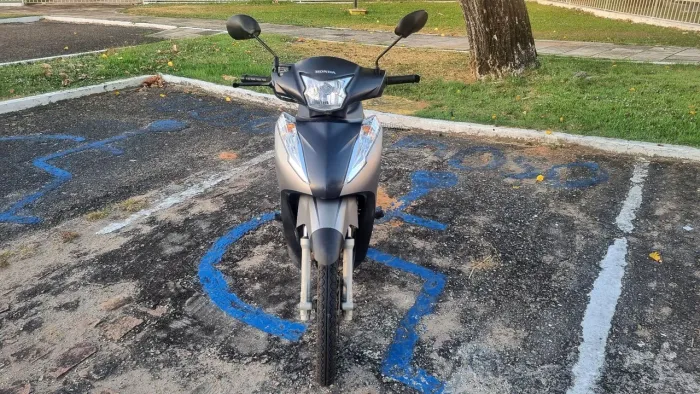 Honda Biz 125 Flex 2023 (Único dono)