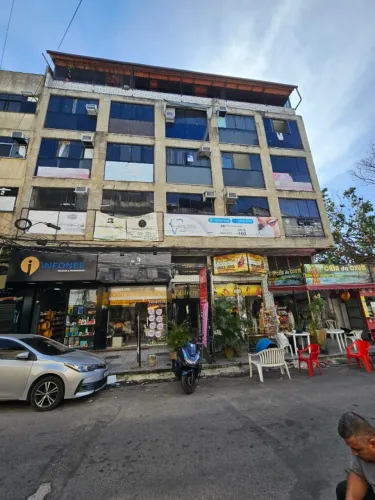 Recreio Sala Comercial na melhor quadra do Terreirão.