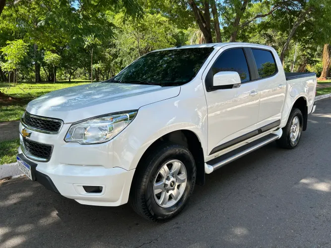 Chevrolet S10 Pick-up LT 2.5 Flex 4X2 CD 2015