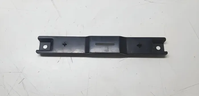Suporte Guia Parachoque Dianteiro Hyundai Azera 2012 A 2016 