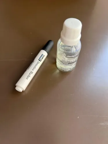 Caneta Mágica Tinta Invisível Luz Negra + Frasco com pouco uso