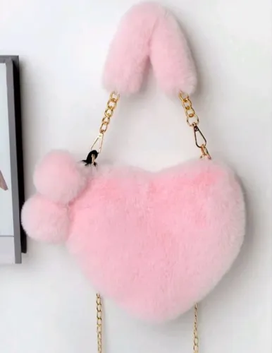 BOLSA FEMININA PELÚCIA CORAÇÃO ROSA