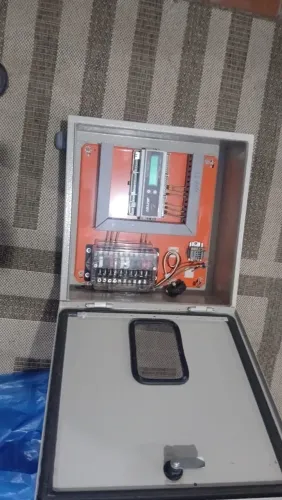 Painel elétrico de comando