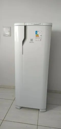 Geladeira Eletrolux