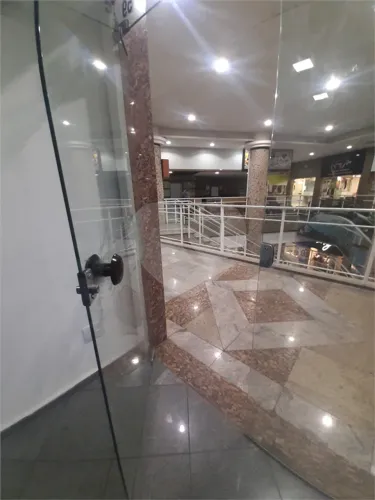 Loja à venda em Santa lúcia - ES