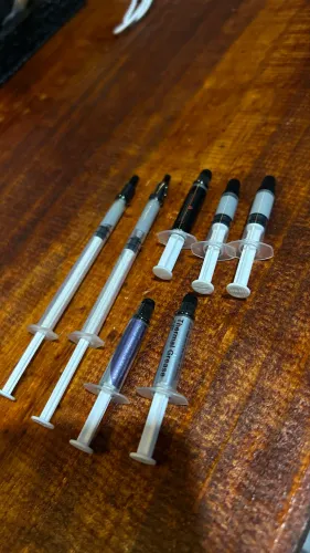 PASTA TÉRMICA ÓTIMA QUALIDADE..