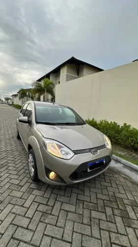 Ford Fiesta Sedan SE 1.6 8V Flex 4P 2014