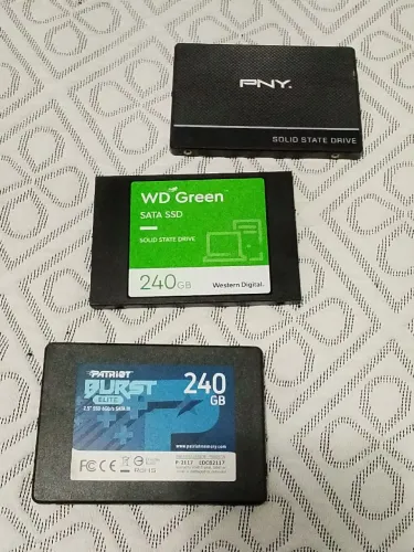SSDs de 240 gigas