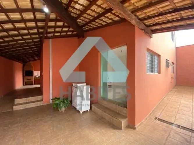 CASA/SOBRADO PARA LOCAÇÃO COM 4 DORMITÓRIOS