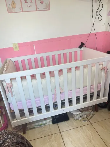 BERÇO VIRA CAMA