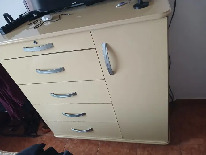 Gaveteiro e sapateira USADO