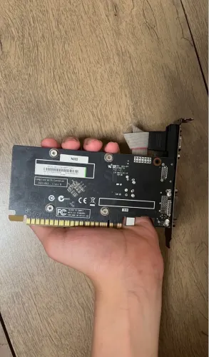 Placa de Vídeo GeForce 210