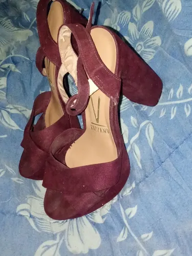 Vendo lindo salto alto