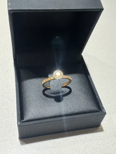 ANEL PAVÊ 1 diamante ouro 18 kilates
