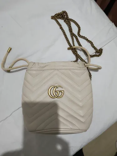Bolsa similar