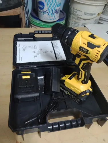 Parafusadeira nova 2 baterias brusheles 21 volts show