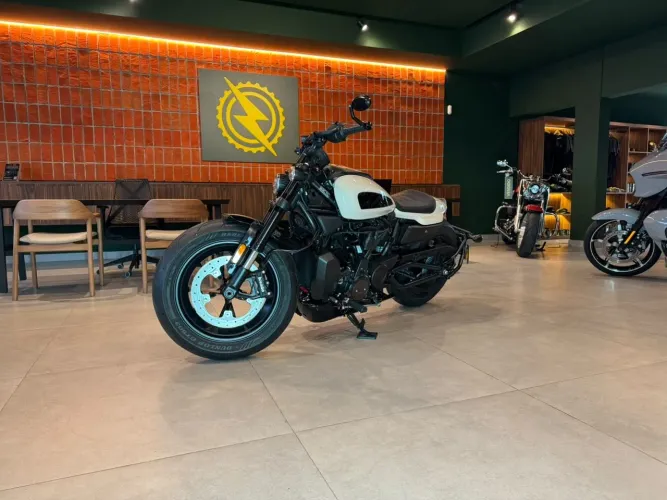 SPORTSTER S BRANCA 2023/2023