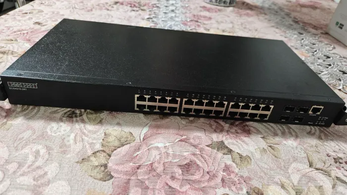switch edge core ecs4210-28t