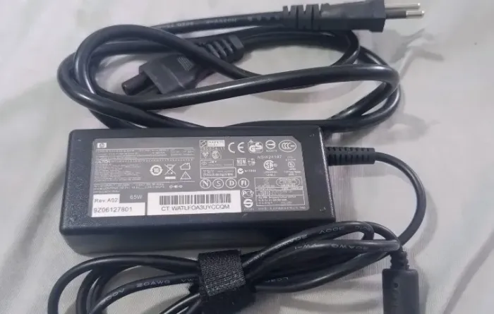 Fonte / Carregador AC original HP / Compaq PA-1650-32HL (18,5V - 3,5A / 65W)