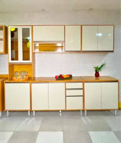 Cozinha Eduarda Poliman, porta reflecta + cristaleira com LED | Entrega imediata!