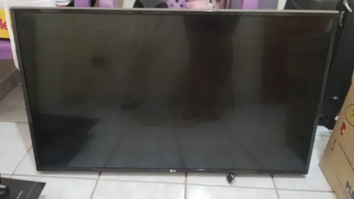 Vende-se Smart TV 43