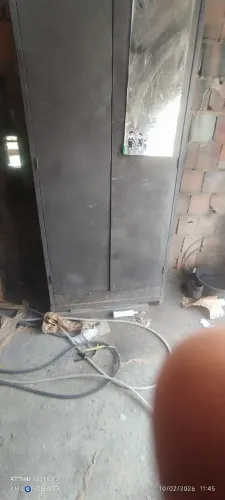 ARMÁRIO PARA OFICINA