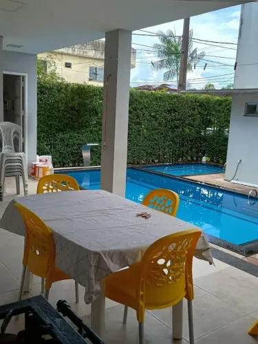 Cidade Jardim II : Bonita Casa com 2 Pavimentos 2 Piscinas 4 Quartos (3 Suítes) 2 Vg