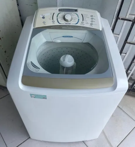 Vendo máquina de lavar electrolux 15 kg 110w