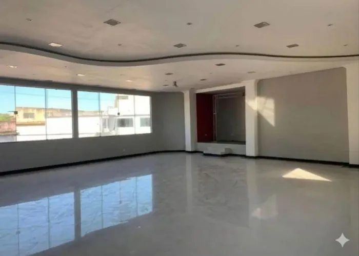 ALUGO SALA COMERCIAL NA COMPENSA 200M² 3 AR CONDICIONADO 60MIL BTUS PRÓX APA MÓVEIS 