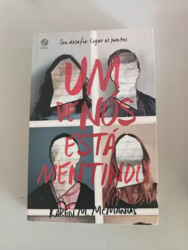 Um de Nós Está Mentindo ? Karen M. McManus