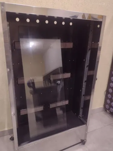 Máquina de Assar Frango - Nova, Usada somente 05 vezes.
