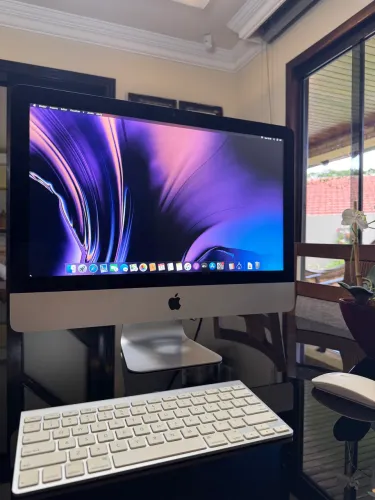 iMac 21.5 Late 2012 | i5 2.7GHz | 8GB RAM | Ótimo Estado - Pronto para Uso