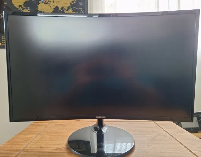 Monitor curvo Samsung CF39 27"