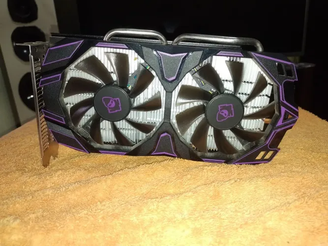 Rx580 8gb Mancer nunca aberta, funcionando perfeitamente 6 meses uso